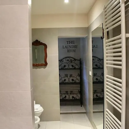 Ferienwohnung Modern 3Br Near Santa Maria Novella Station Florenz Exterior foto