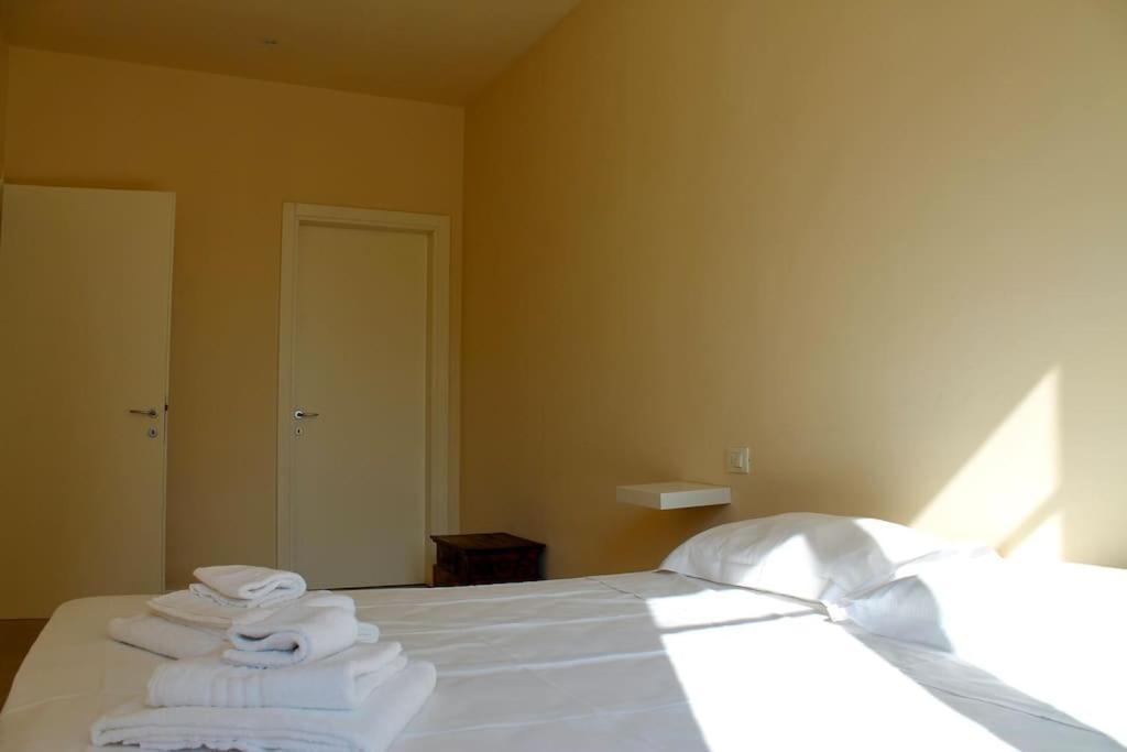 Modern 3br Near Santa Maria Novella Station Apartamento Florença